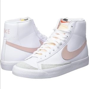 SOLD Womens Nike Blazer mid